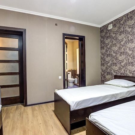 בישקק Opera Bed&Breakfast מראה חיצוני תמונה
