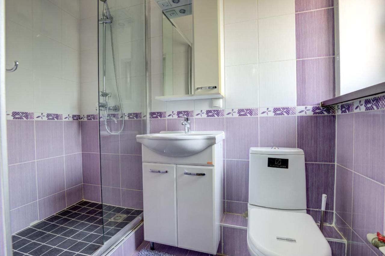 בישקק Opera Bed&Breakfast מראה חיצוני תמונה