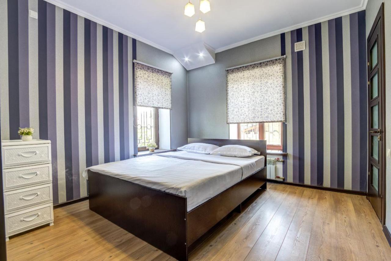 בישקק Opera Bed&Breakfast מראה חיצוני תמונה